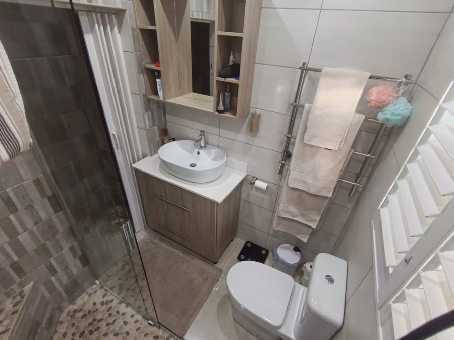 4 Bedroom Property for Sale in Boschdal North West